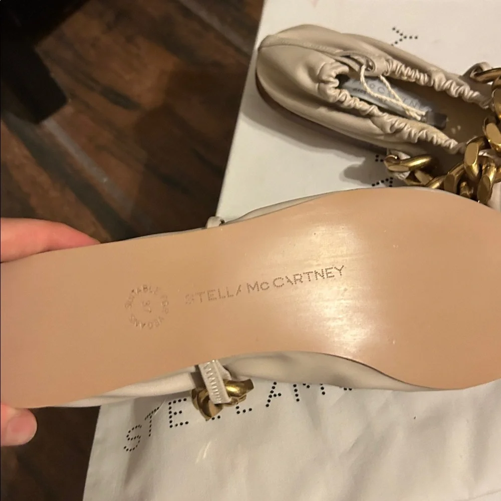 New authentic Stella McCartney flats - Picture 4 of 6
